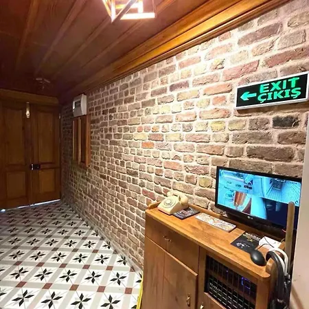 Authentic Turkish Standard Aparthotel Istanbul
